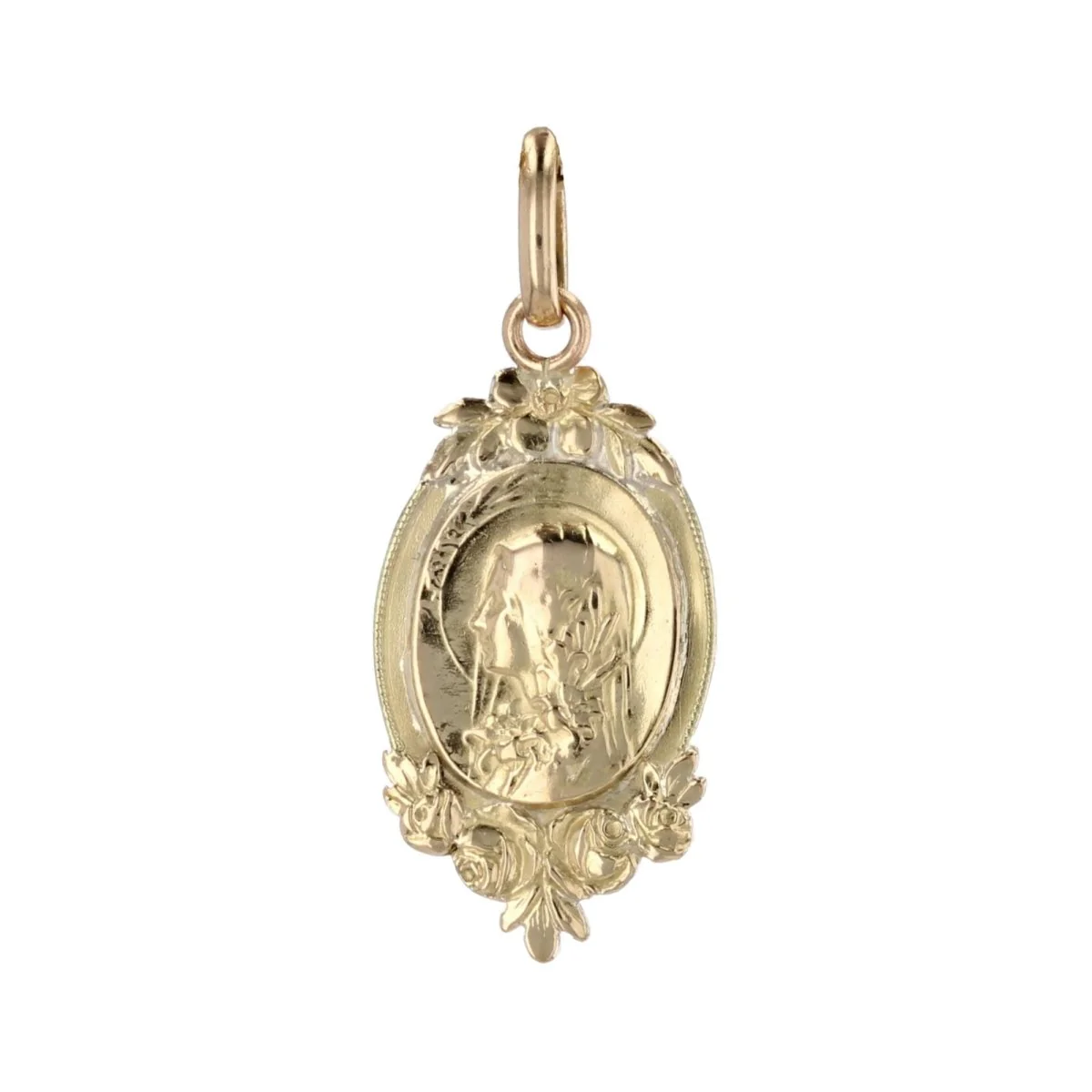 Yellow gold pendant
