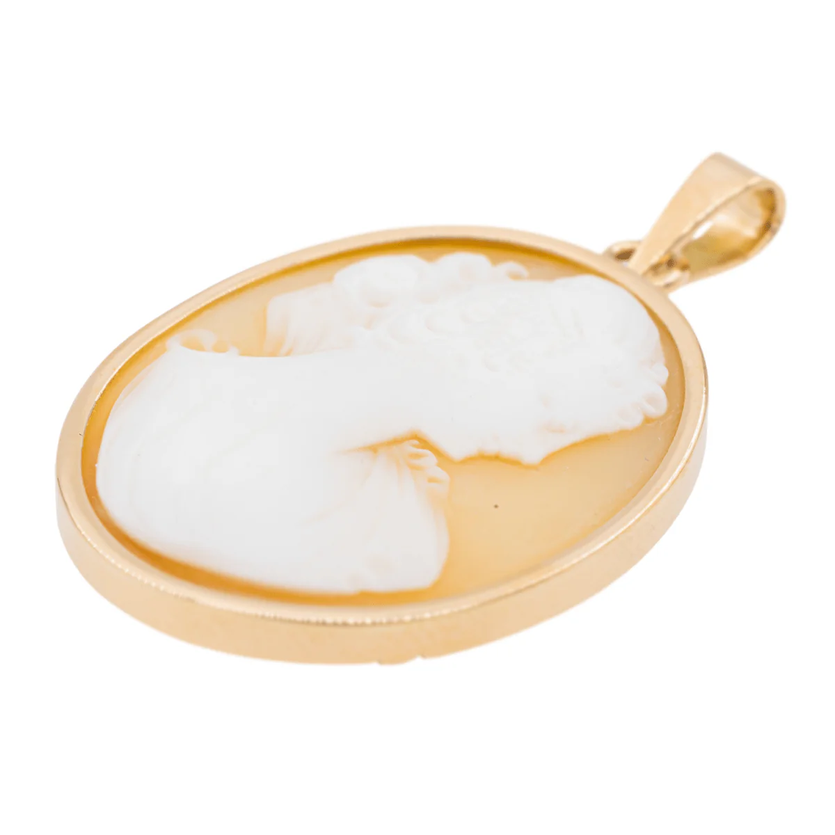 Yellow Gold Cameo Shell Pendant - Image 2