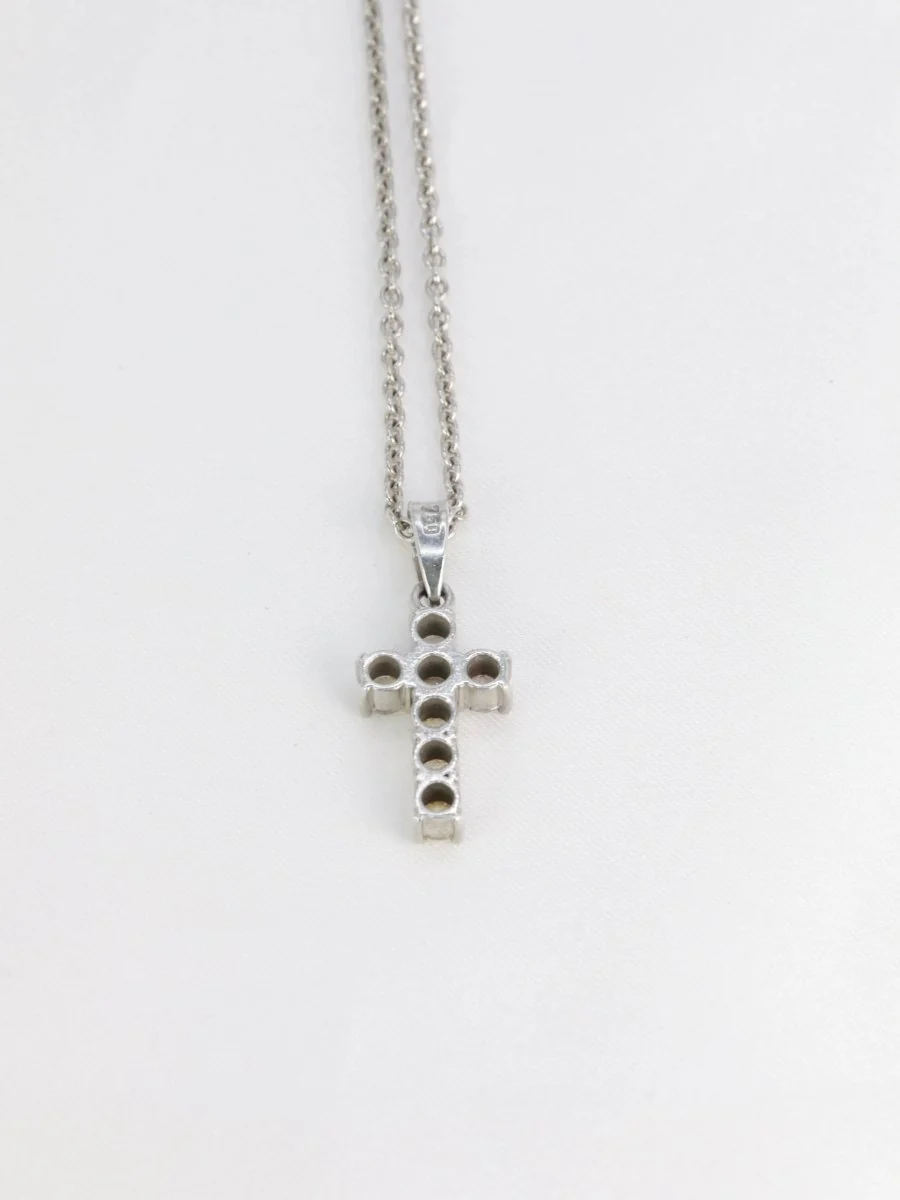 Vintage cross pendant in white gold and diamonds - Image 6