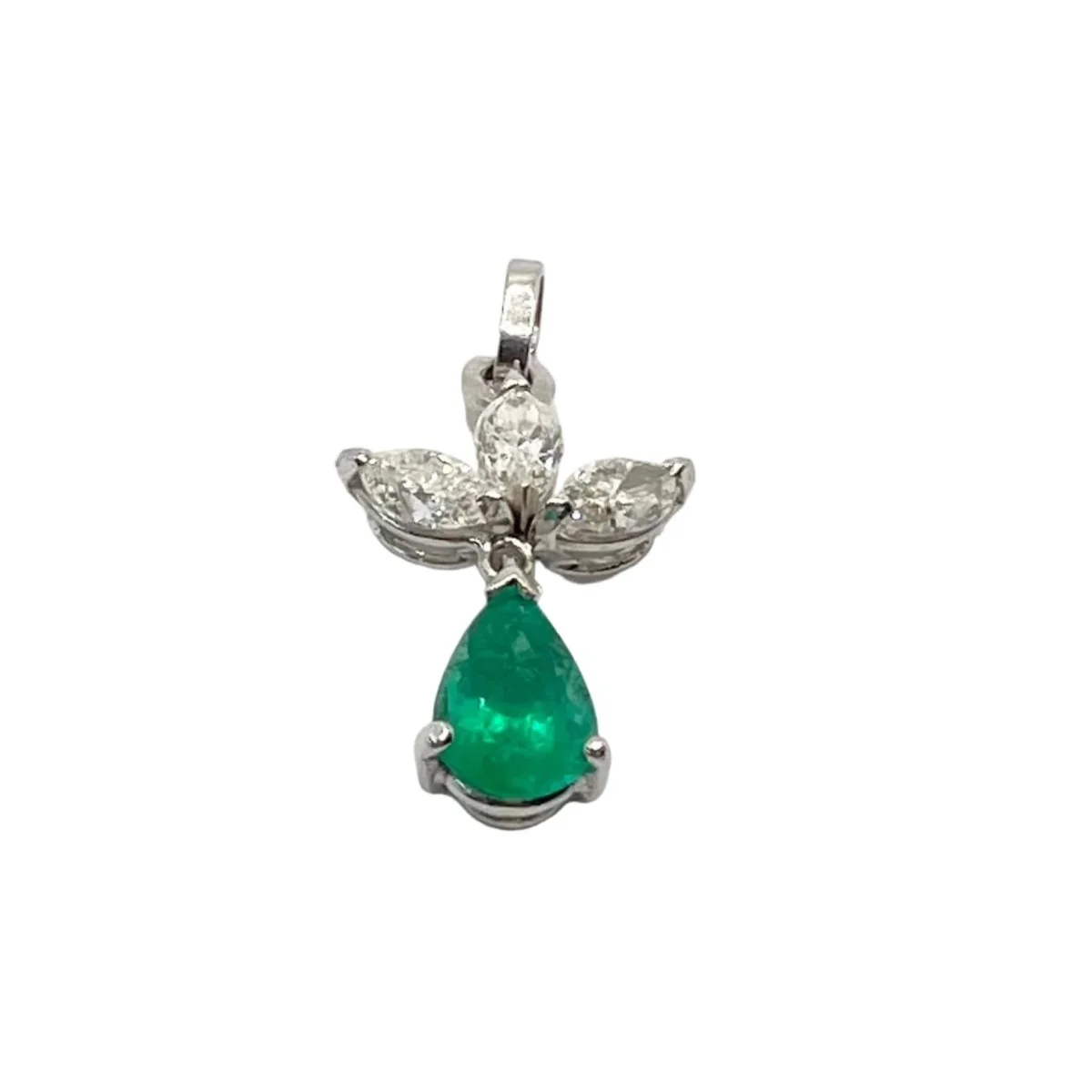 White gold, emerald, and diamond pendant - Image 2