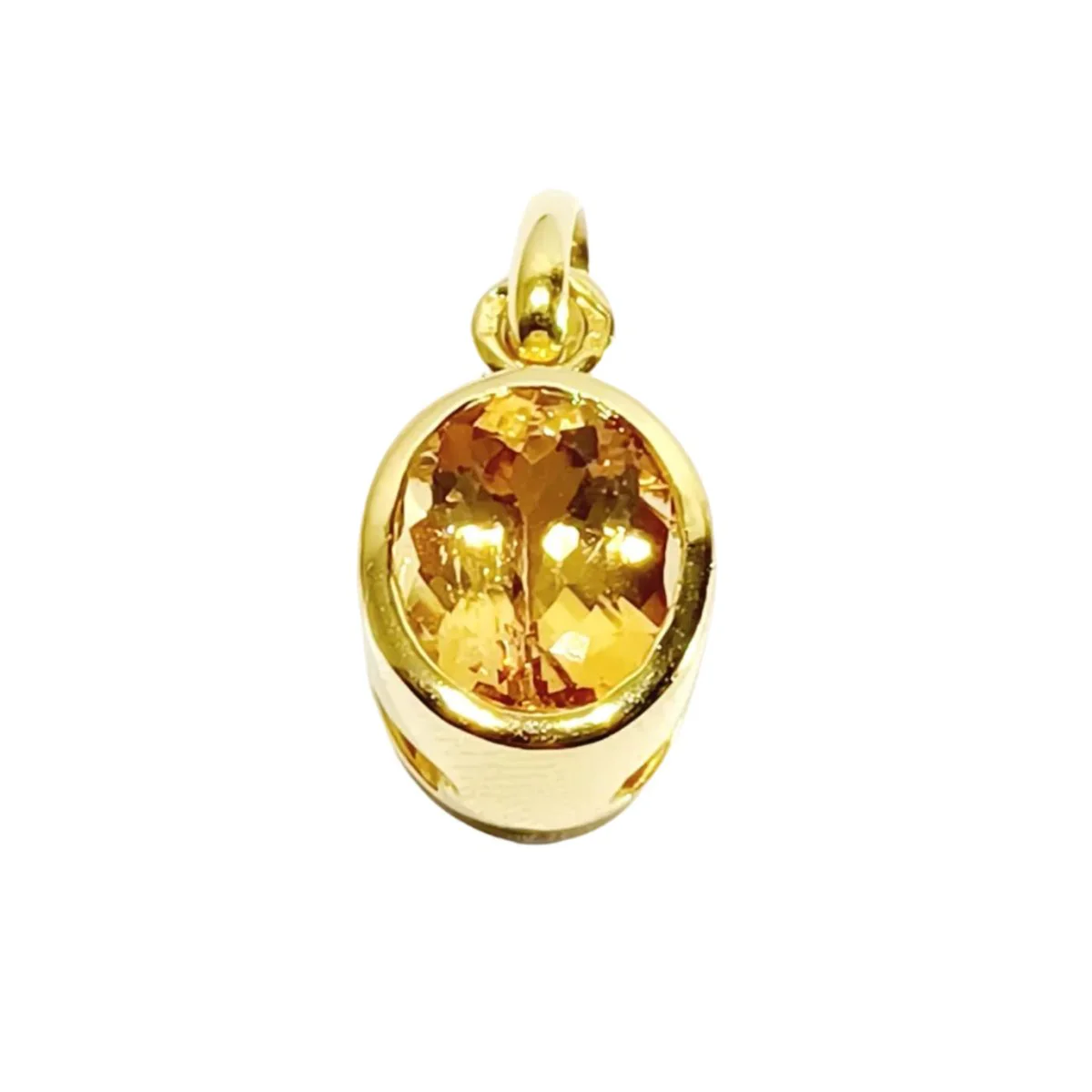 Topaz and yellow gold pendant