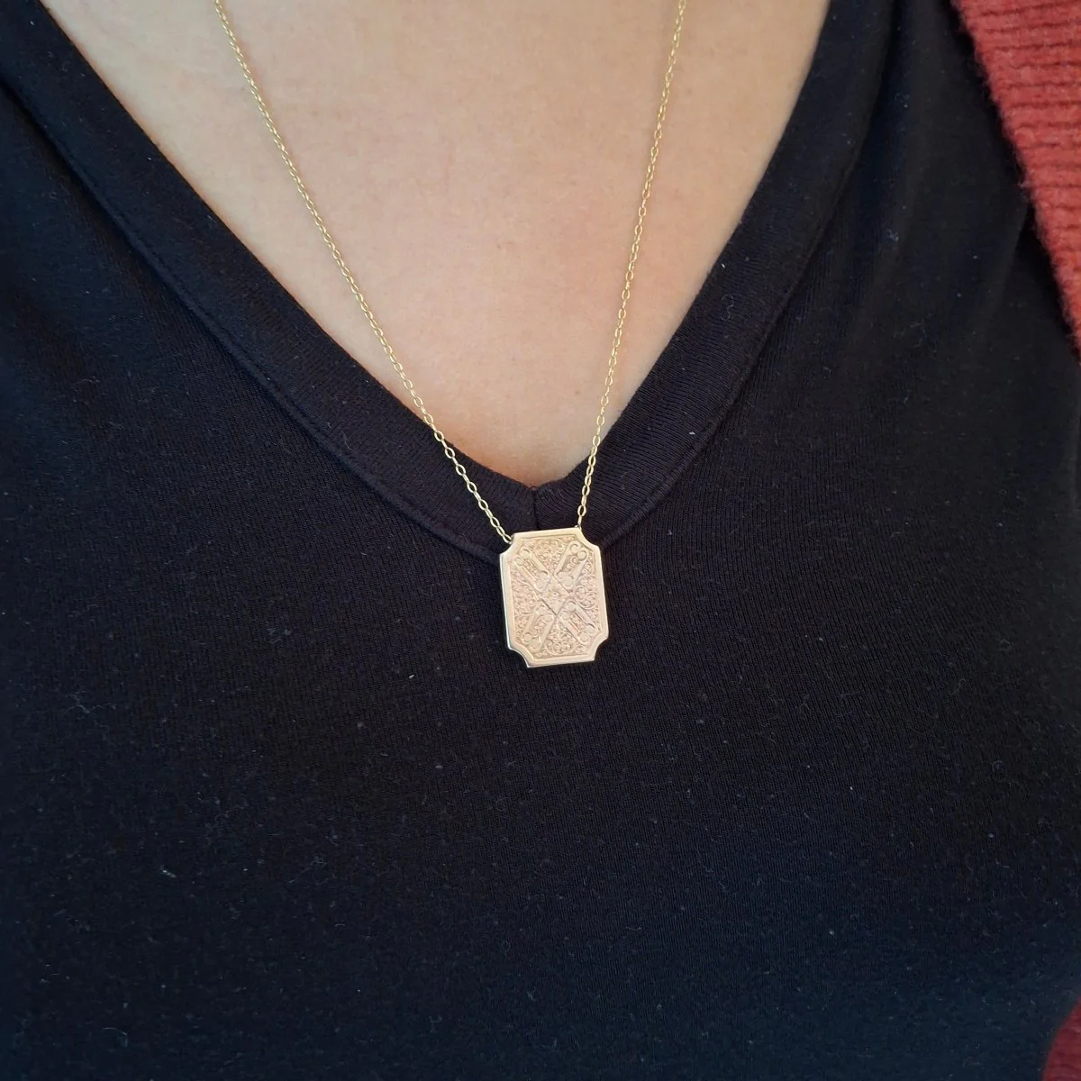 Rose gold pendant - Image 2