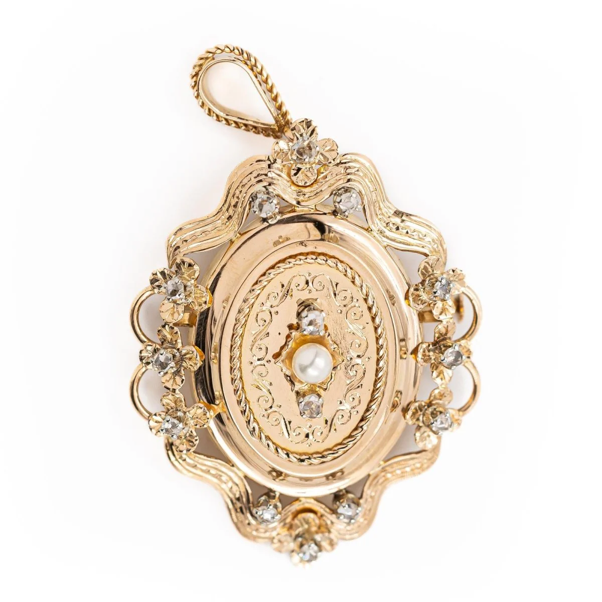 Yellow gold, pearl and diamond pendant