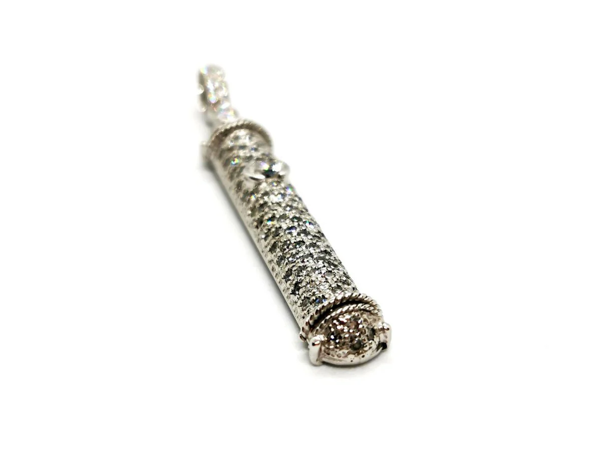 White gold and diamond pendant - Image 3