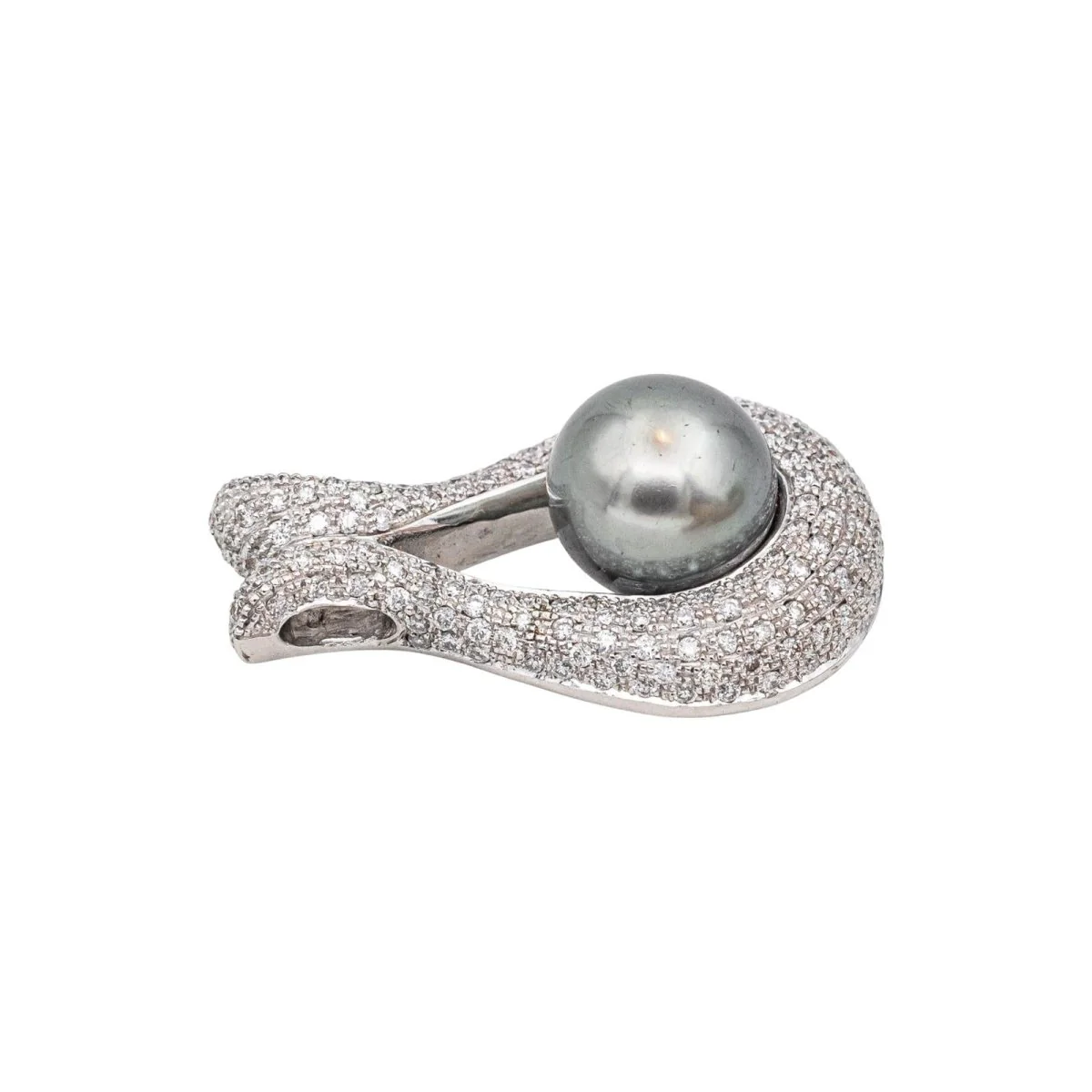 White gold, pearl and diamond pendant - Image 2