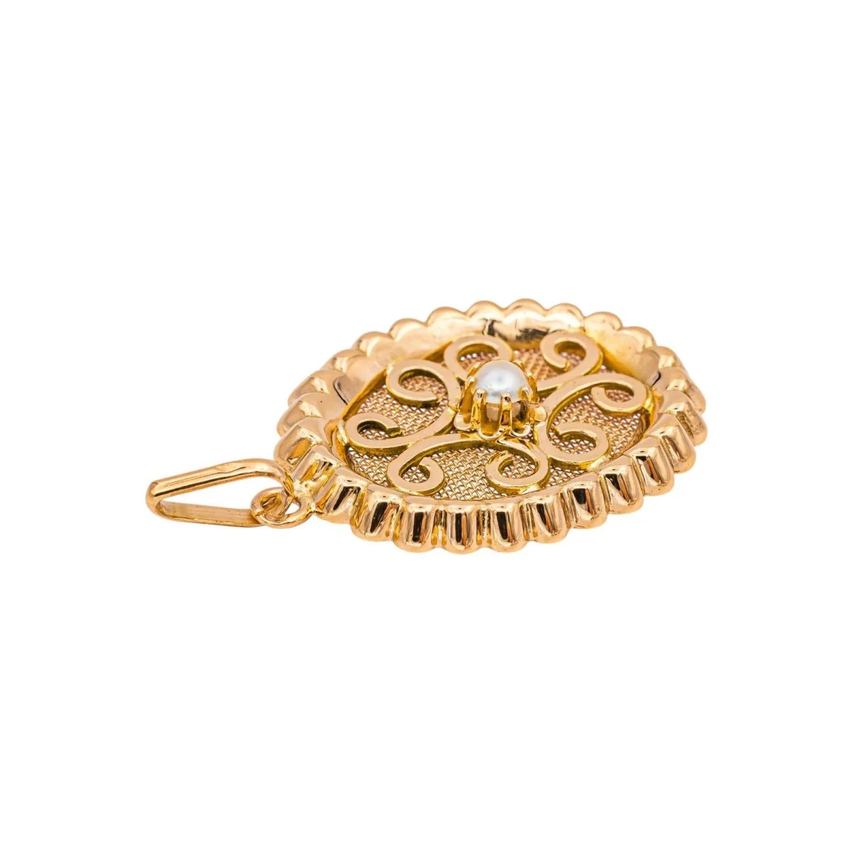 Yellow gold half pearl pendant - Image 6