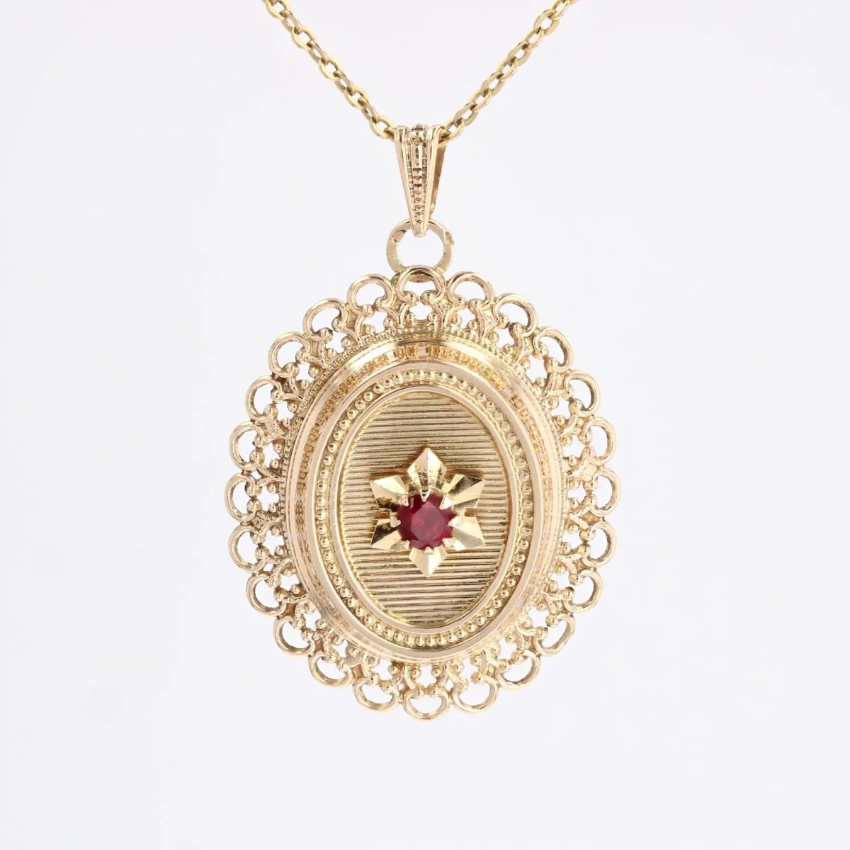 Yellow gold pendant - Image 4
