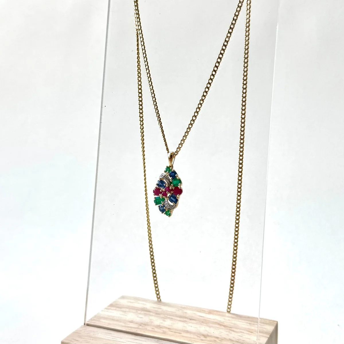 Tutti Frutti leaf pendant in yellow gold and emerald, sapphire, ruby, diamond - Image 2