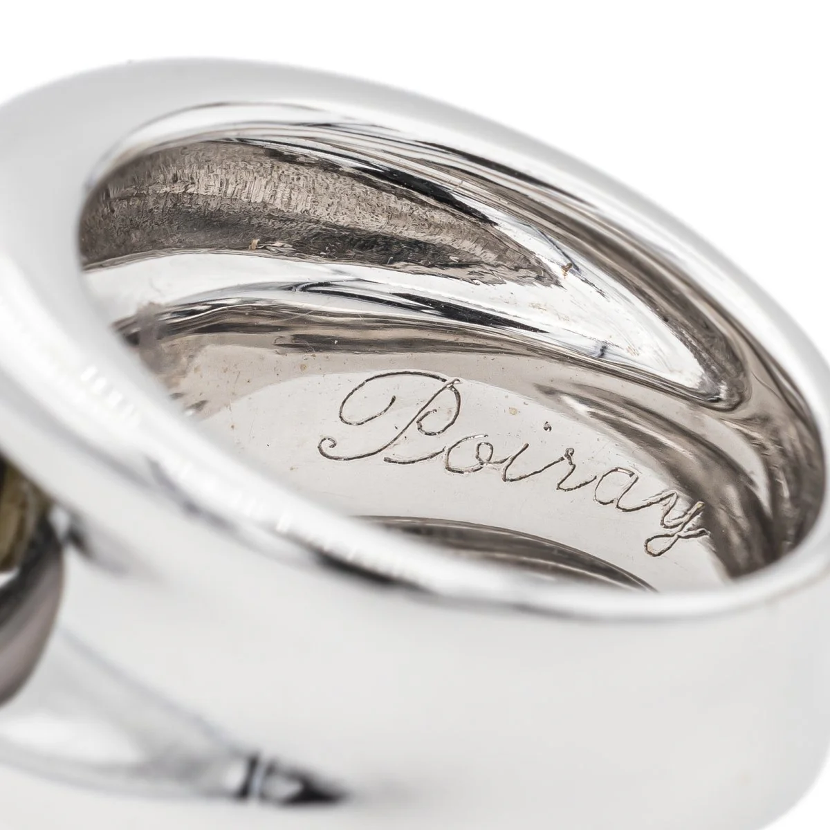 Poiray Fidji Cocktail Ring White Gold Pearl - Image 6