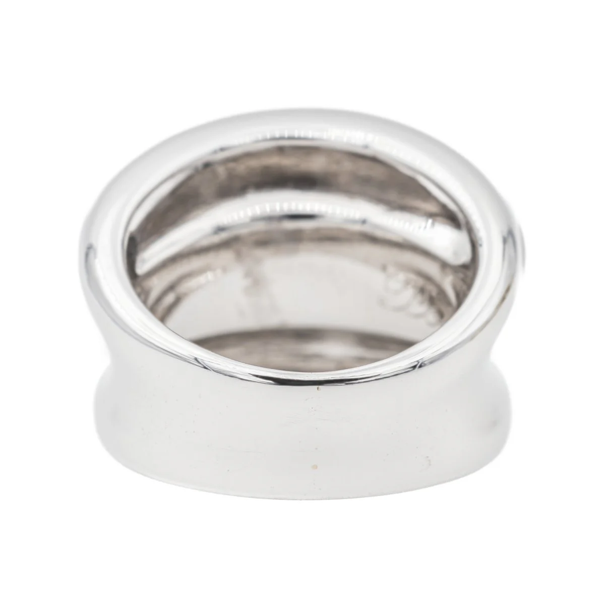 Poiray Fidji Cocktail Ring White Gold Pearl - Image 7