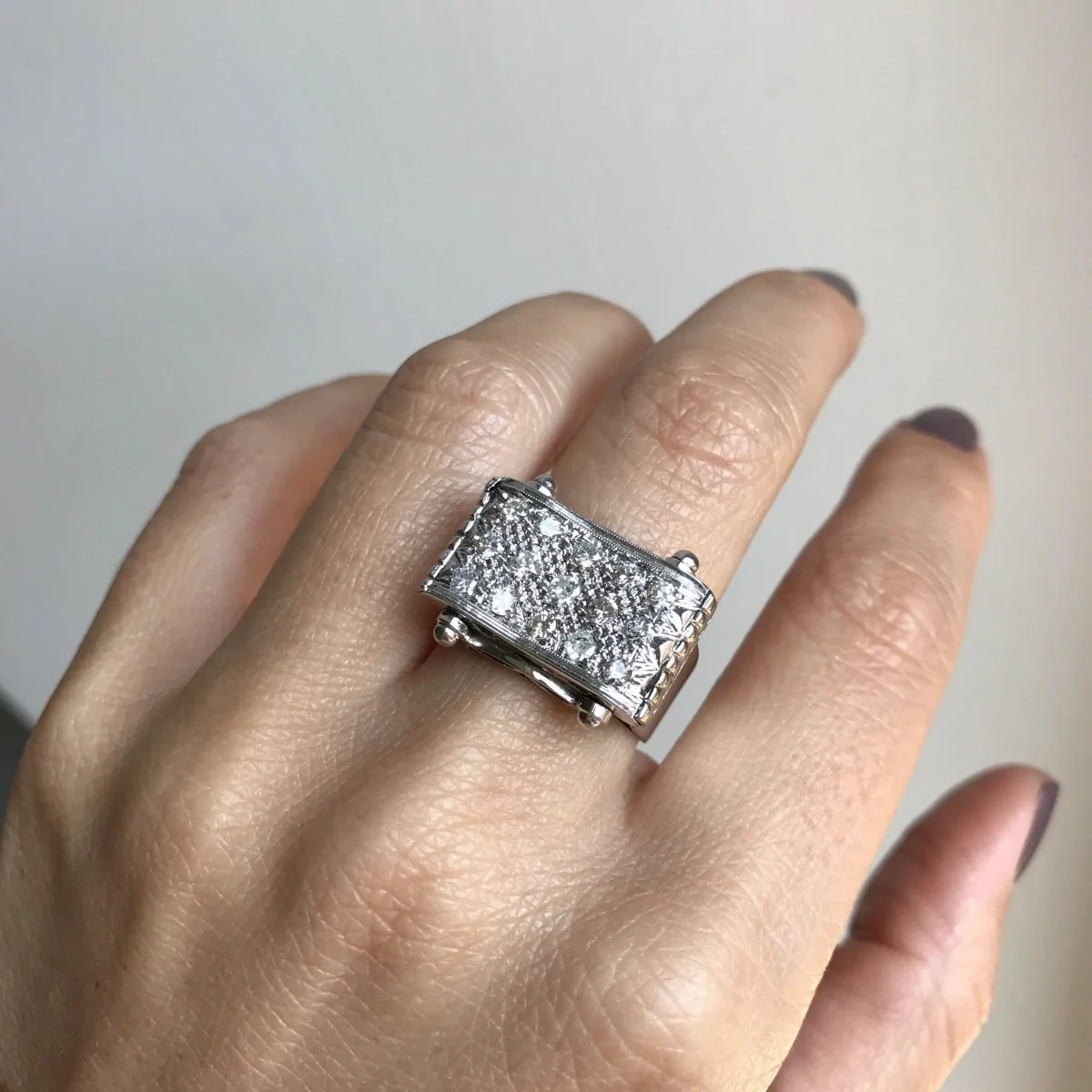 Retro Diamond Gold Ring - Image 6