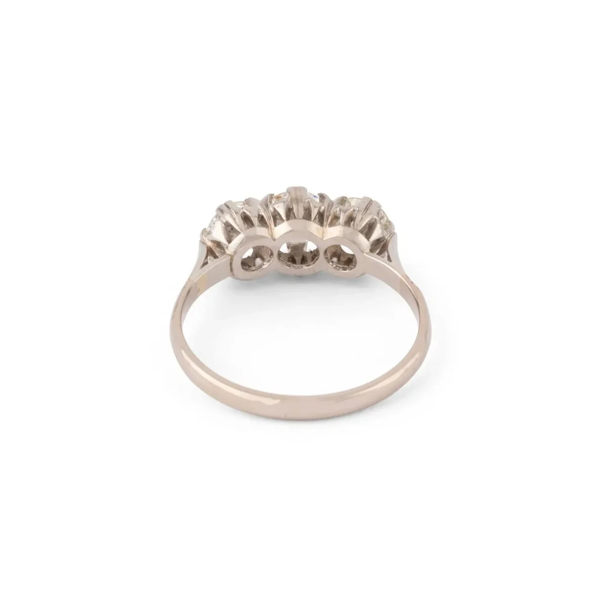 Ring at paltinium trilogy adorned with 3 diamonds antique size - Image 6