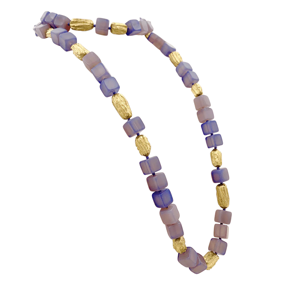 Long necklace in yellow gold and chalcedony - Image 4