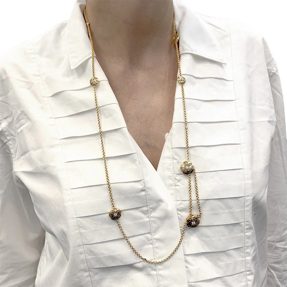 Chanel transformable long necklace, “Les Infinis de Camélia”, in pink gold, diamonds. - Image 4