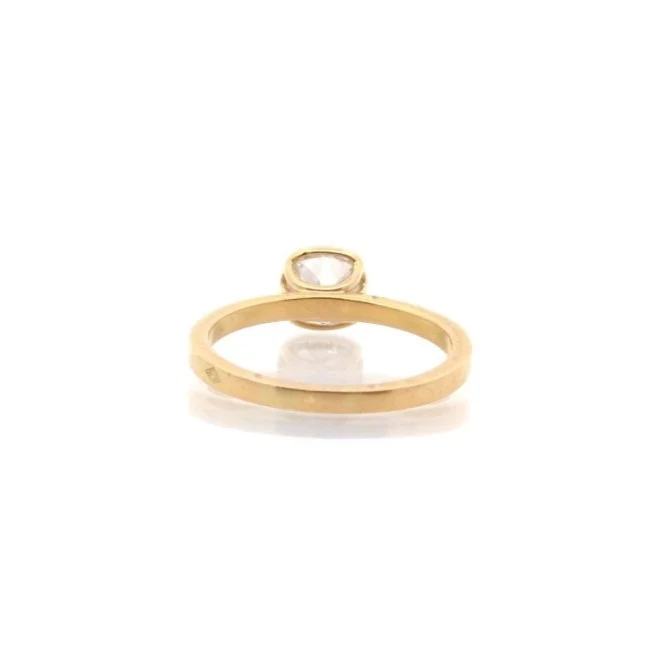 Solitaire ring in yellow gold and diamond - Image 3