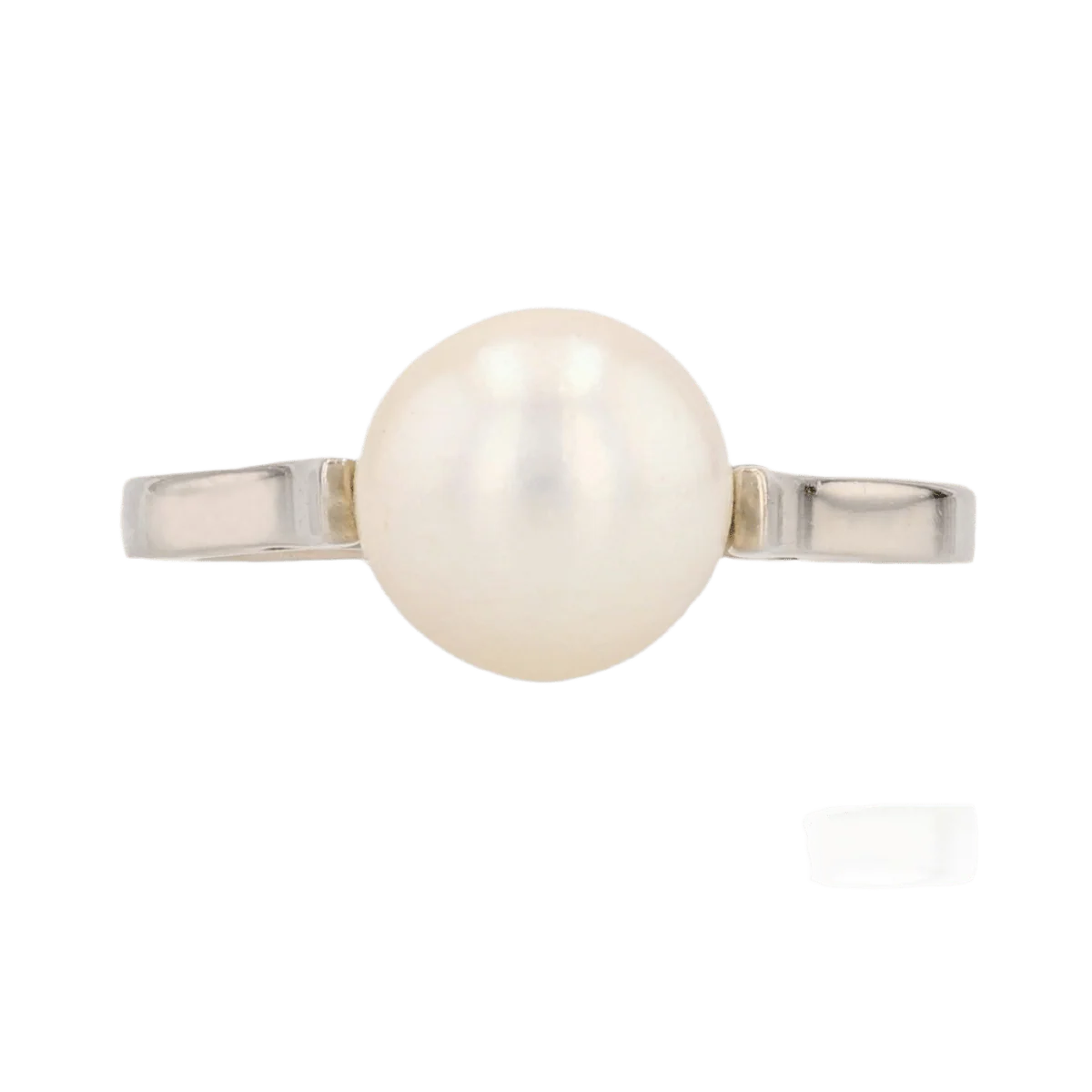 Solitaire ring in white gold and pearl