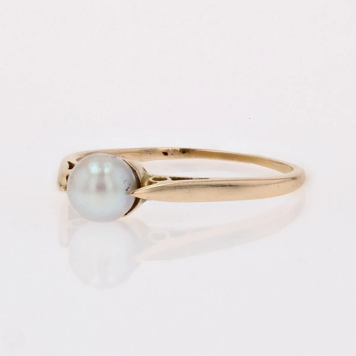 Solitaire ring in yellow gold and pearl - Image 3
