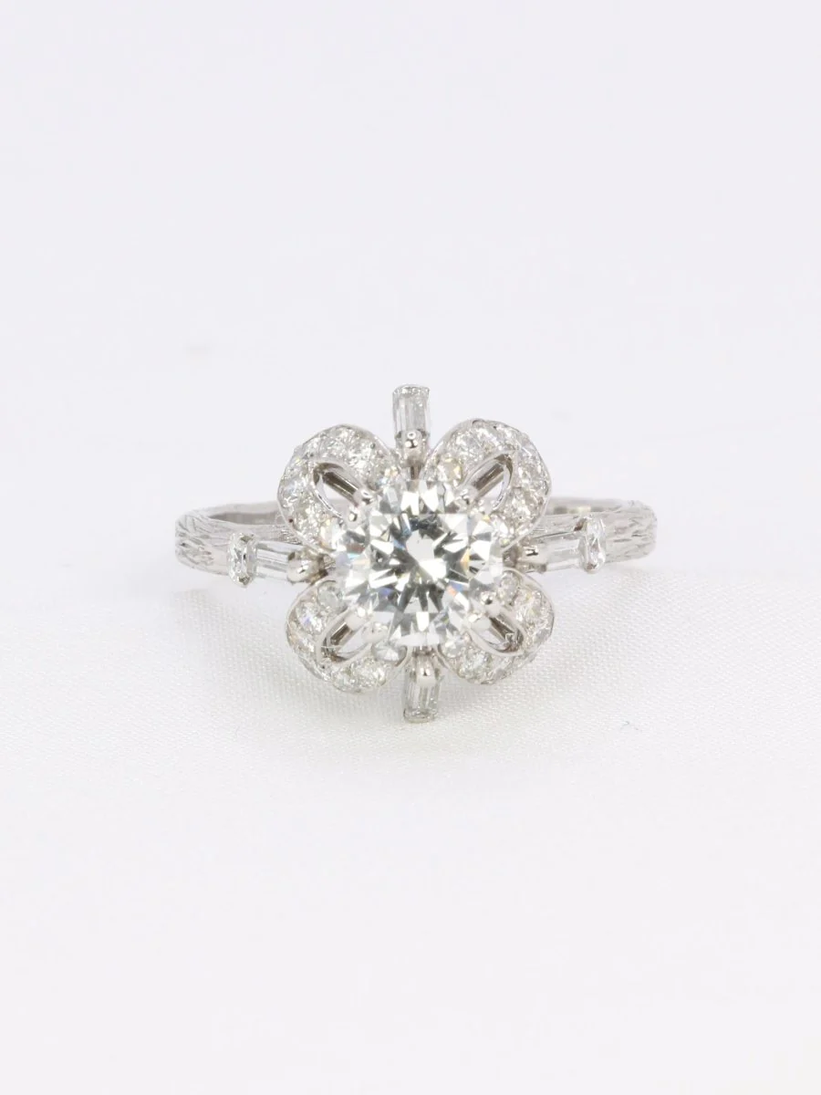 Ring Solitaire STERLE PARIS in paltinium and diamond