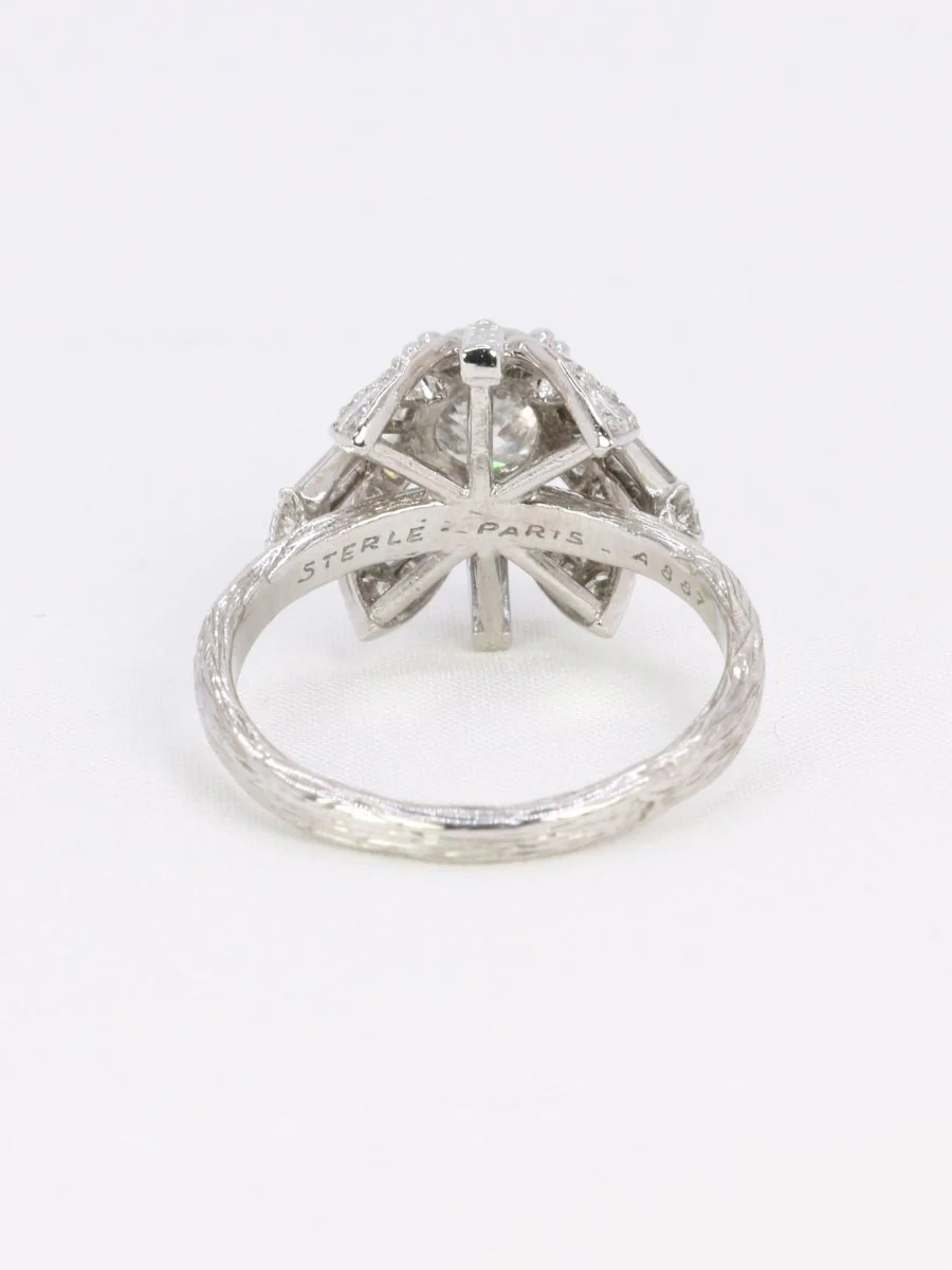 Ring Solitaire STERLE PARIS in paltinium and diamond - Image 5