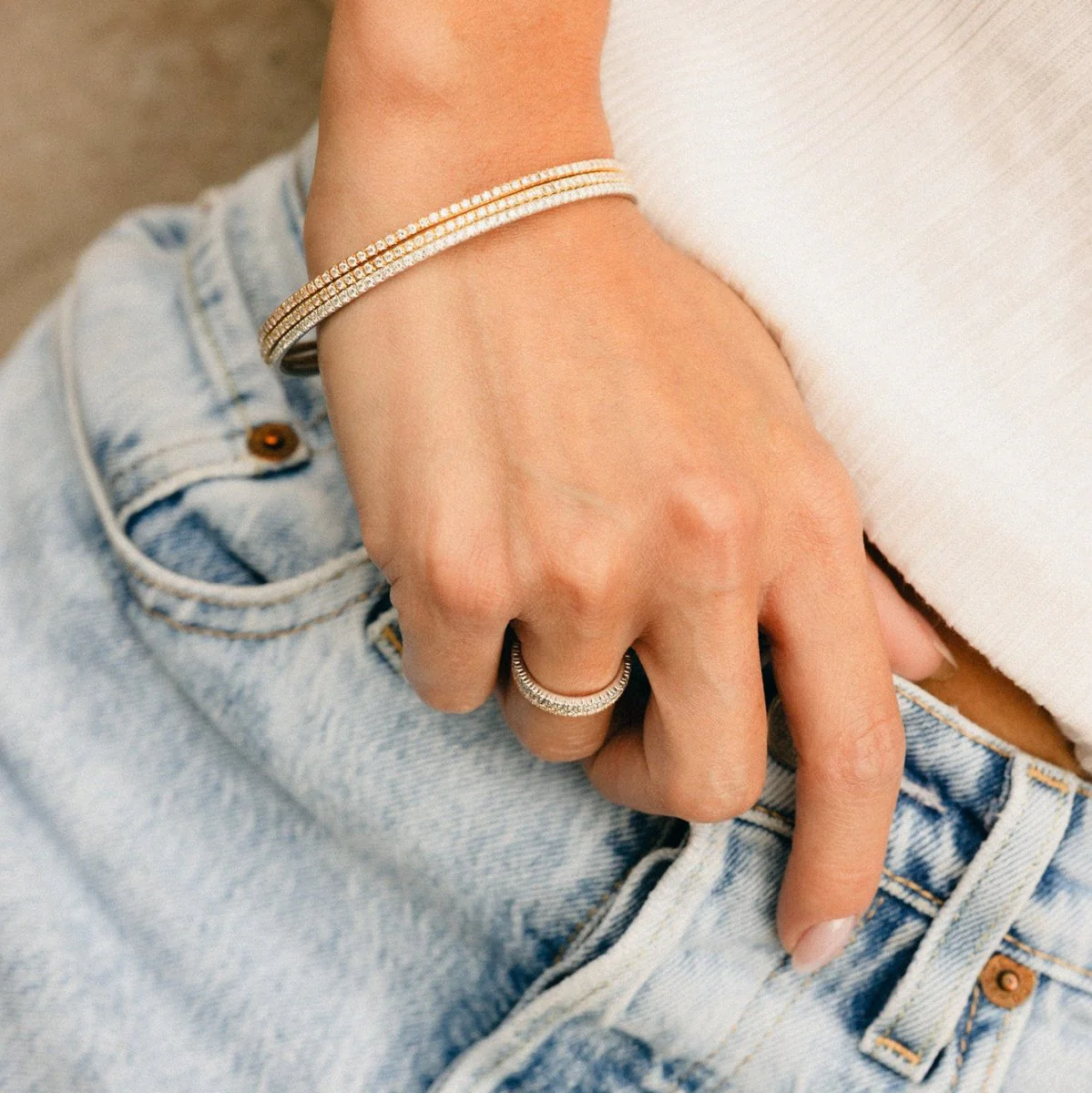 Three bangle bracelets in white gold, yellow gold, rose gold, and diamonds - Image 2