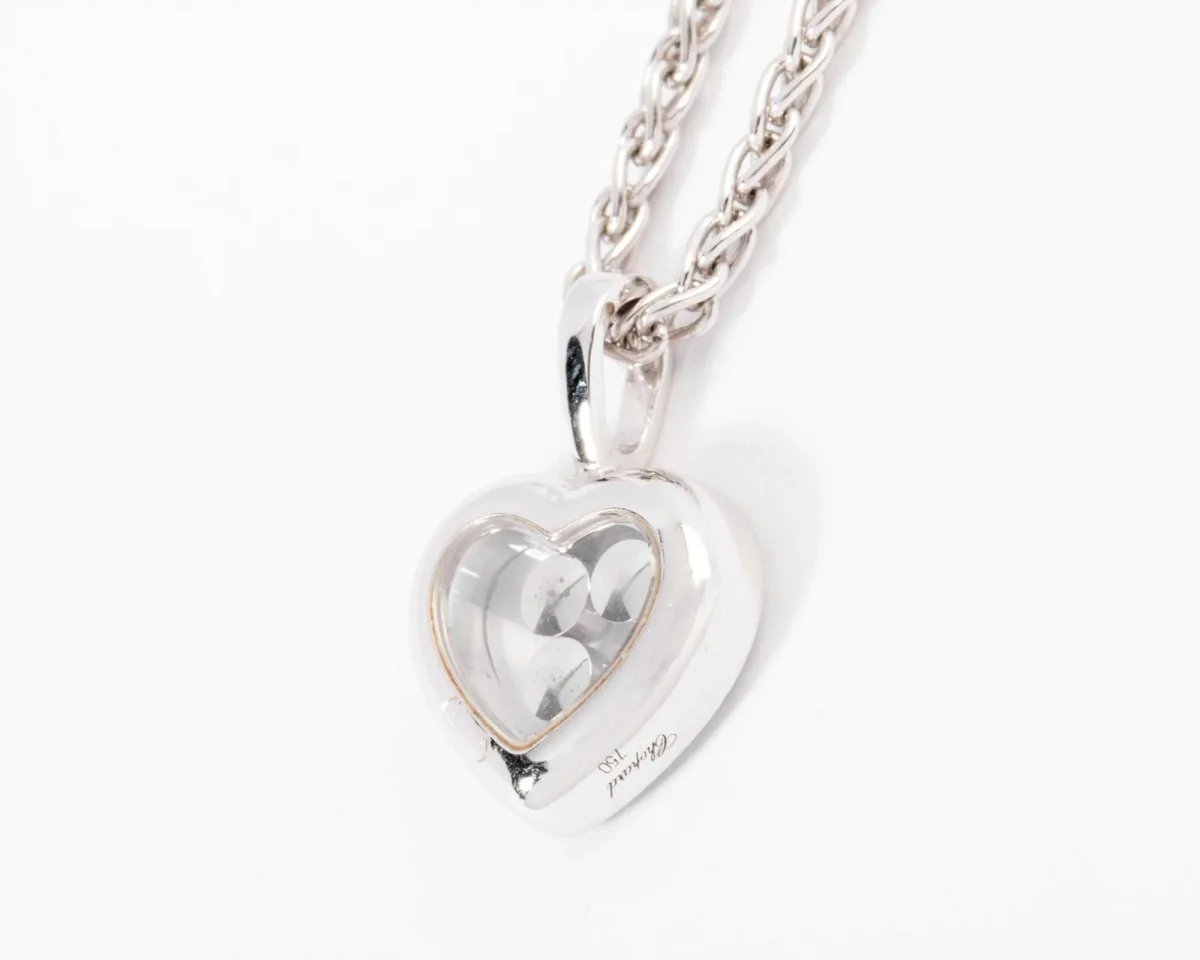 A white gold pendant signed by Chopard - Image 4