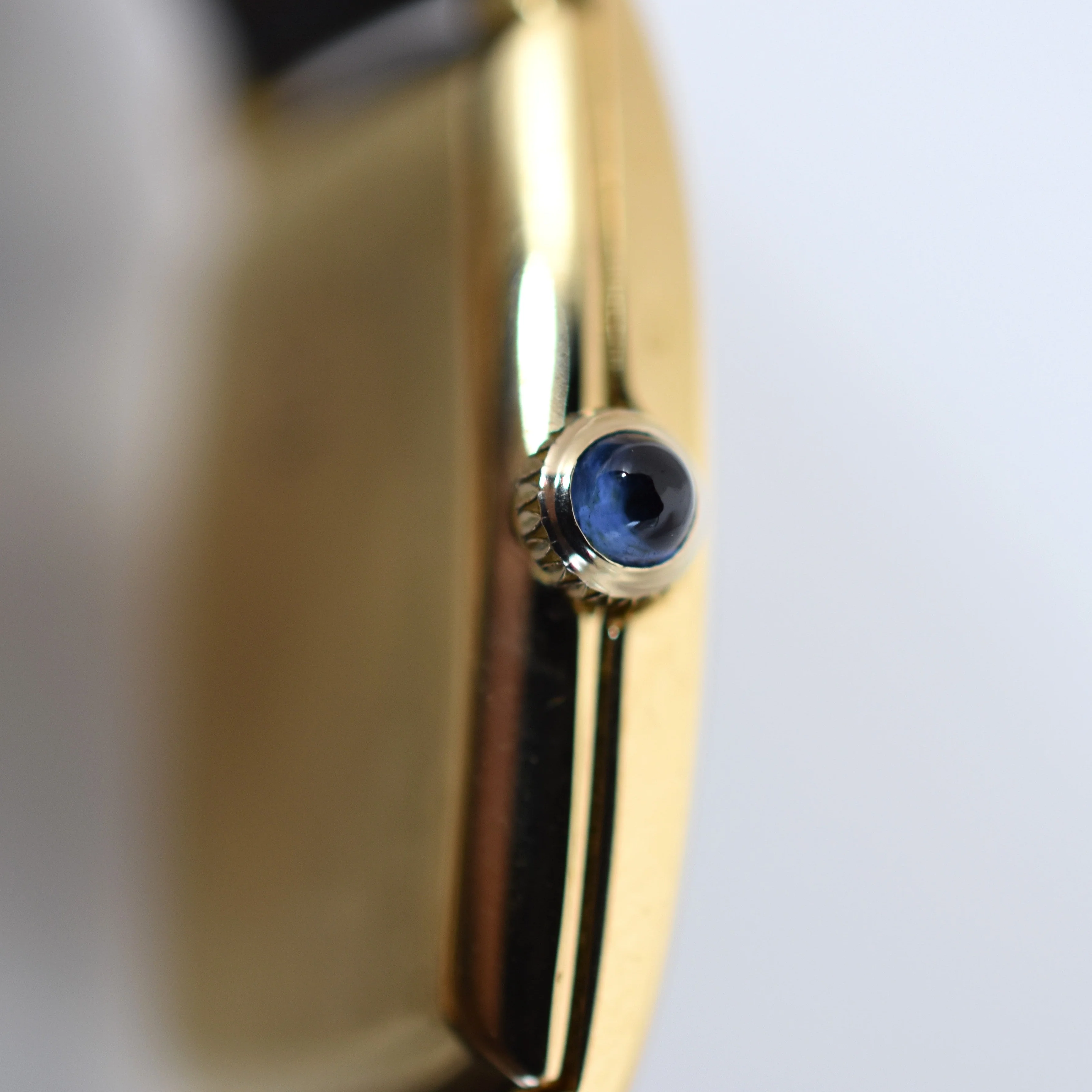 Watch BAUME & MERCIER for VAN CLEEF & ARPELS in yellow gold, leather and sapphire - Image 18